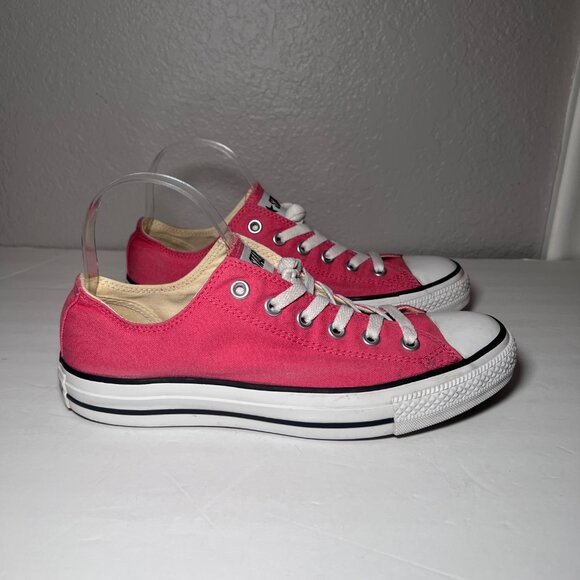 Converse Chuck Taylor All Star Pink Low Top Sneakers - Picture 2 of 13